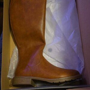 Time and Tru W TT Riding Boots Cognac Size 10 New with Box Memory Foam